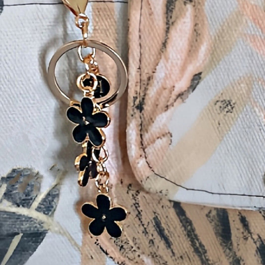 PAMELA - The Cute Handcrafted Floral Handbag