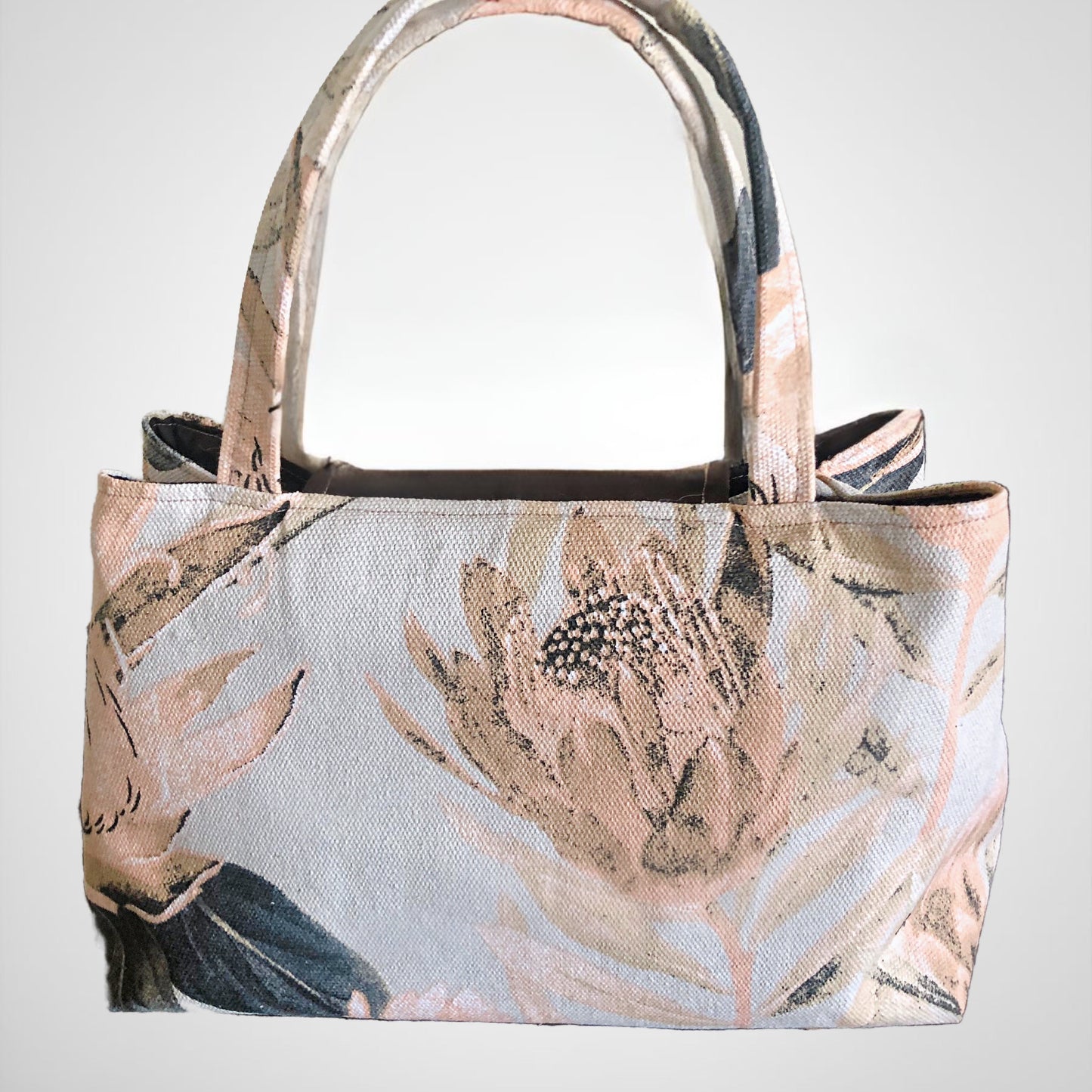 PAMELA - The Cute Handcrafted Floral Handbag
