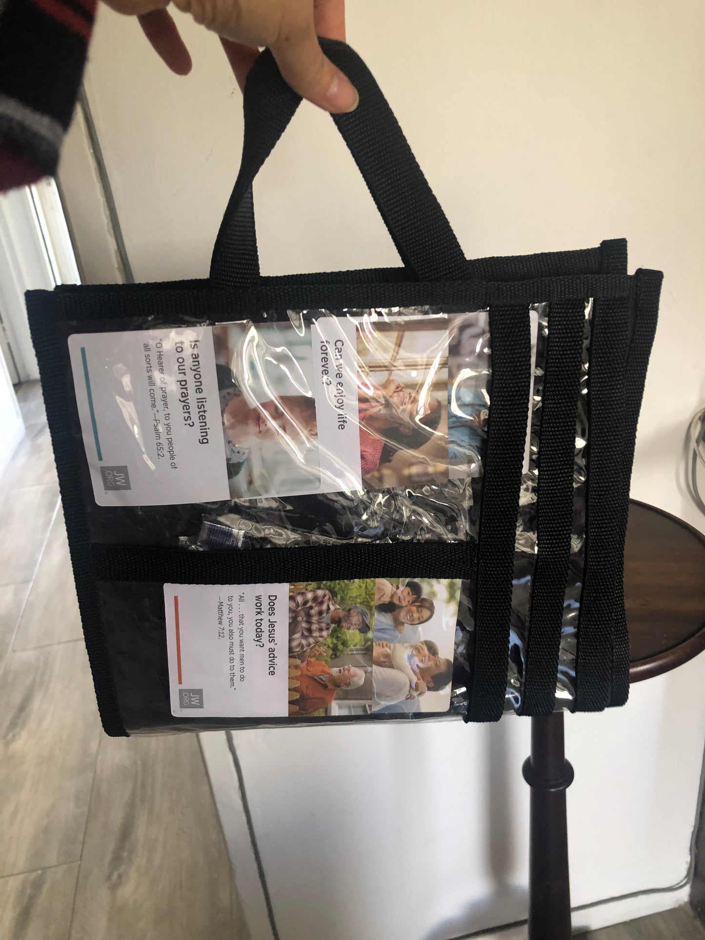 ESTHER - The box style reversible ministry bag with clear pockets